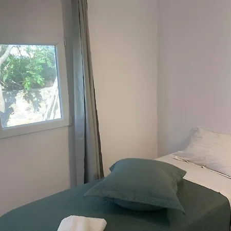 Hotel 11