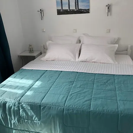 Hotel 11